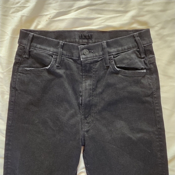 MOTHER The Hustler Ankle Fray Distressed Denim Jeans - Picture 11 of 12